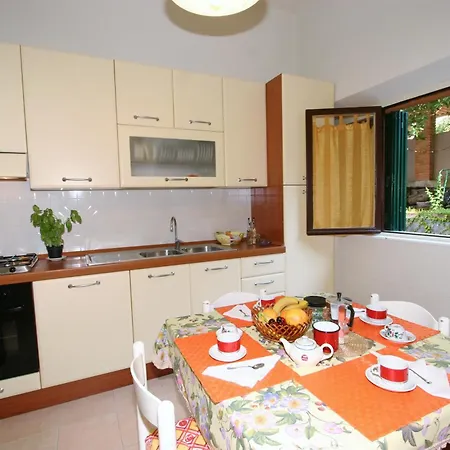 Casa Le Ghiaie Apartment *